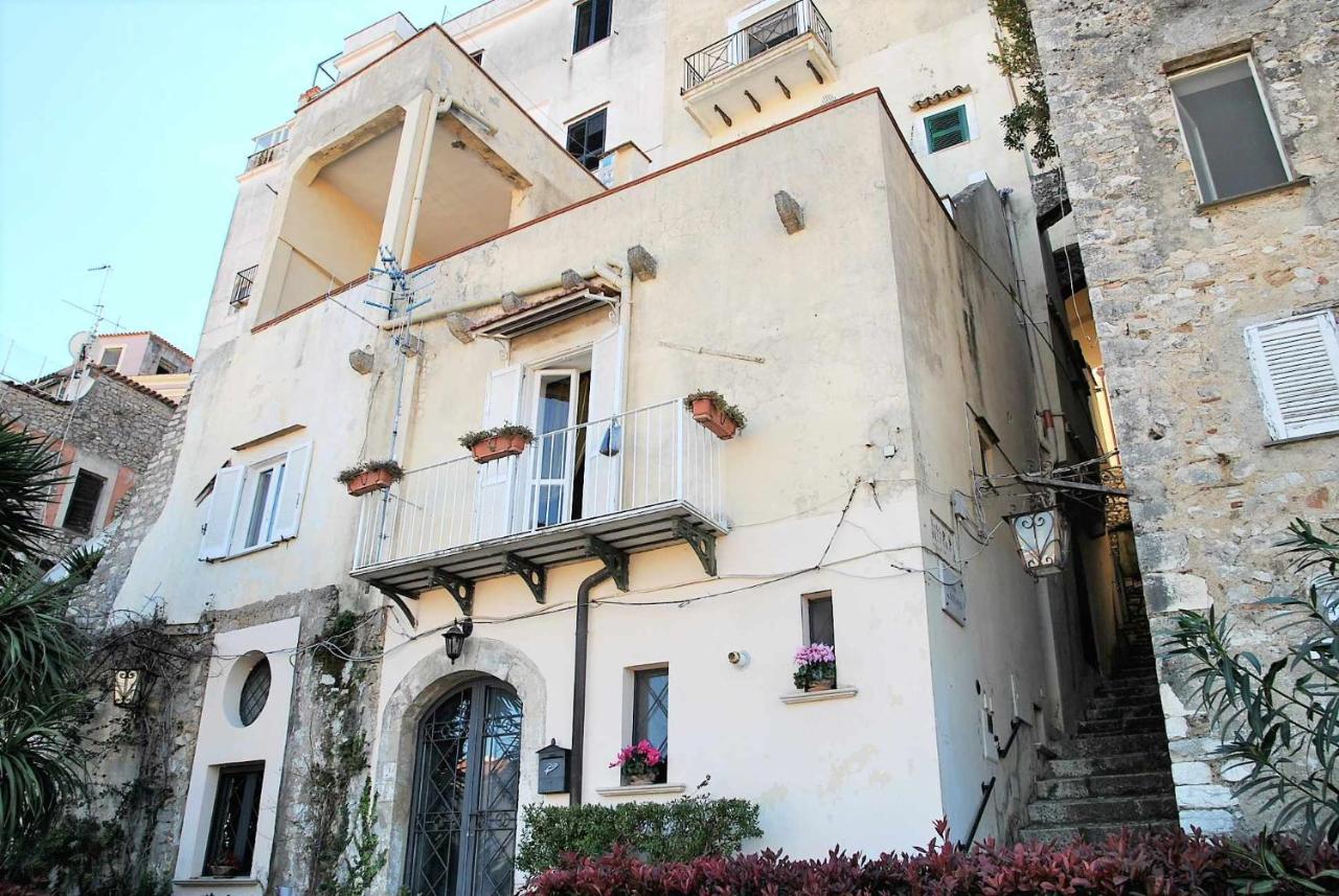 Apartment Casa Cattedrale Spettacolare Vista Mare A Geata
